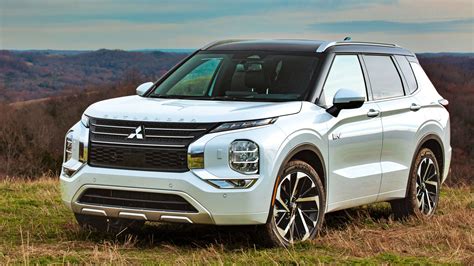 2023 Mitsubishi Outlander Performance .